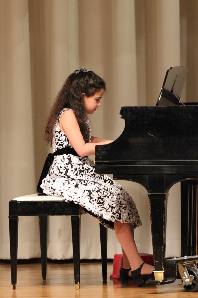 Olga Chala teaching piano
