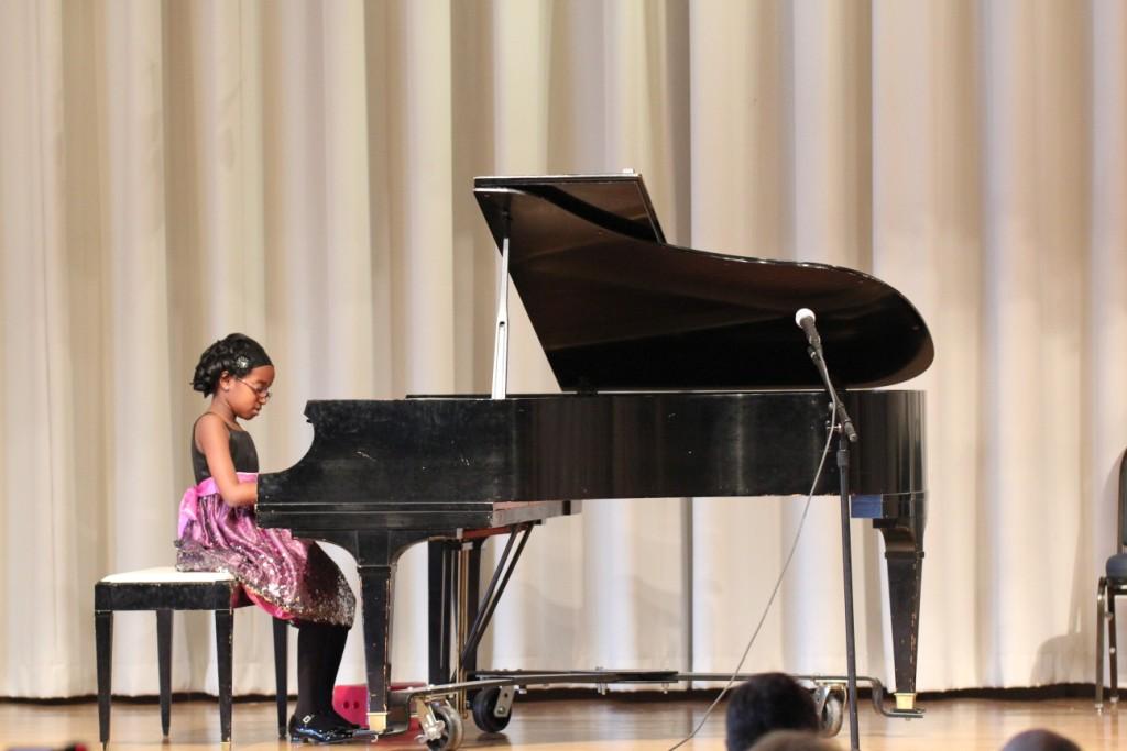 BMS students Vica and Anthony in duet class
